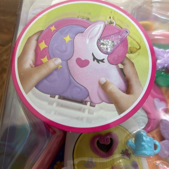 Polly pocket Unicorn Forest Compact - Picture 2 of 4